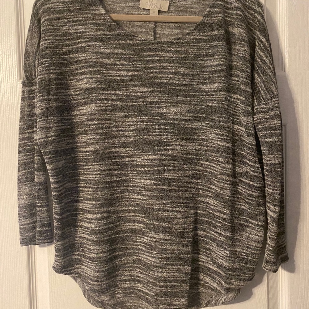 Olive & Oak grey sweater